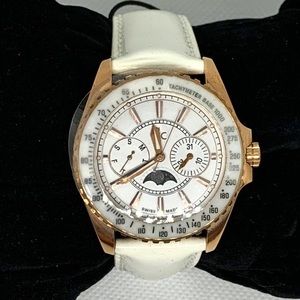 ❤️ Guess GV Gold Tone Moon Phase Watch Leather Bracelet